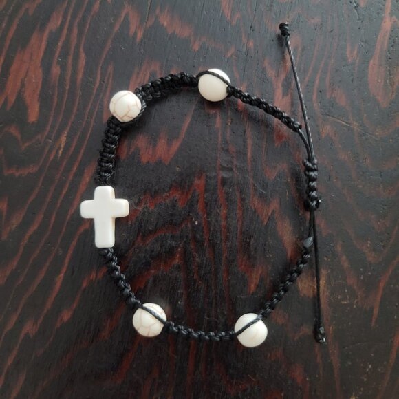 Handmade Christian Beaded Macrame Bracelet - Picture 1 of 3